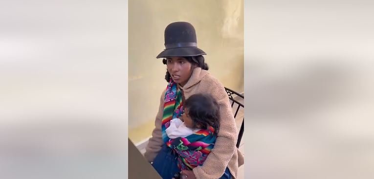 Potosí: mujer huye de la violencia y pide ayuda para rescatar a sus otros dos hijos mujer 4