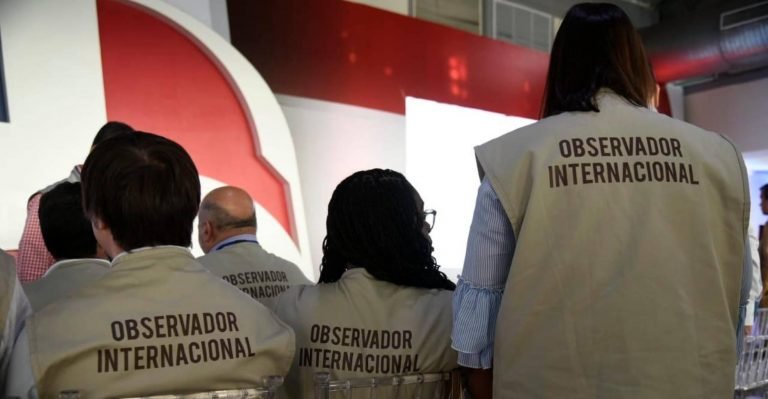 Elecciones: Gobierno pide a observadores electorales actuar con equilibrio en los comicios observadores electorales foto bayaon 13844697 20200507200538 768x399 1