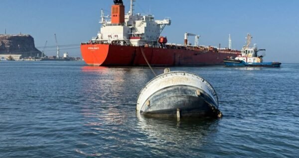 Gobierno señala que 120 millones de litros de combustible se descargará este jueves en los puertos de Chile y Perú otra e1748525960558