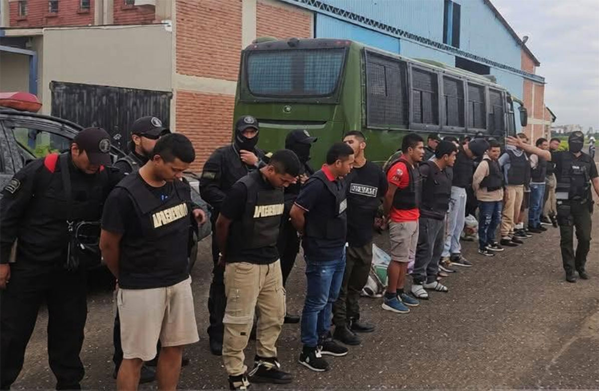 Traslado de reos vinculados al caso Marset se realiza con fuerte operativo policial reos traslado palmasola marset