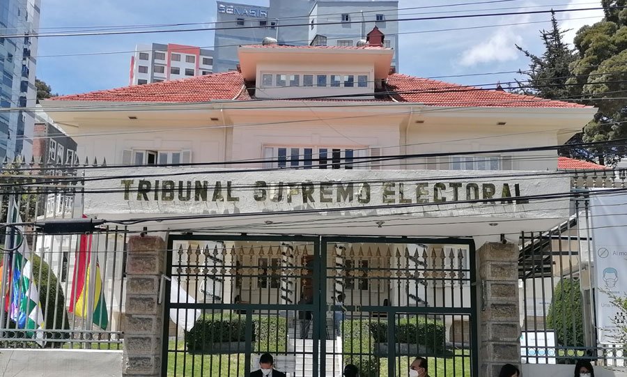 TSE rechaza fallo judicial sobre encuestas y confirma asistencia a audiencia del 17 de abril tse 238 2 0 0