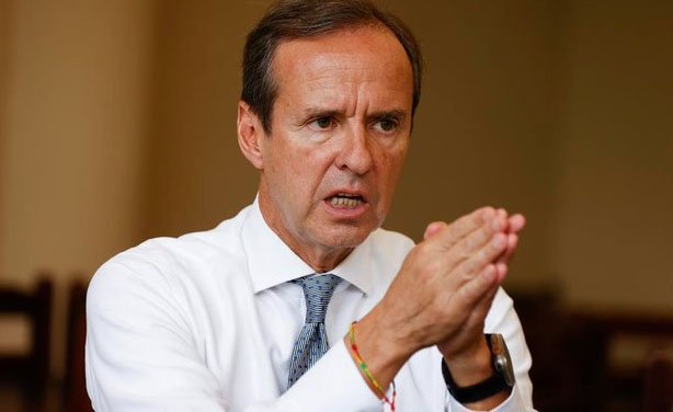 “Las grescas entre el Gobierno y Lara ya aburren”, dice Tuto y exhorta a las autoridades a solucionar sus diferencias tuto q