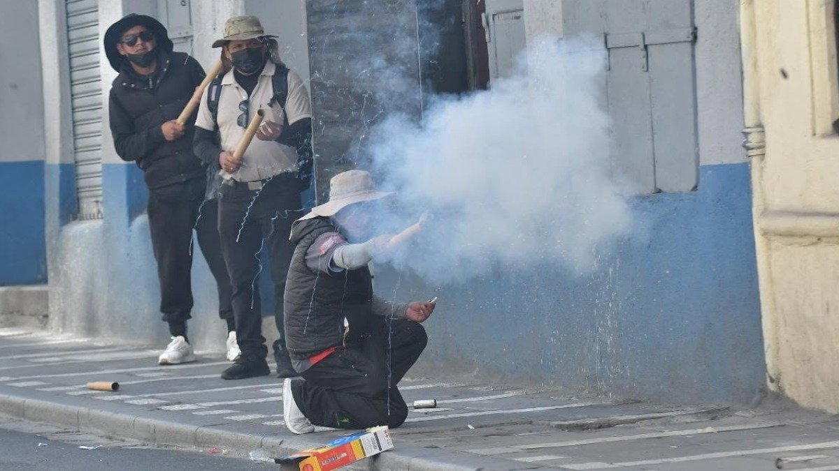 Oviedo señala que “no habrá liberación” para detenidos por ataques armados y empleo de explosivos durante los bloqueos u foto la razon 1781282742