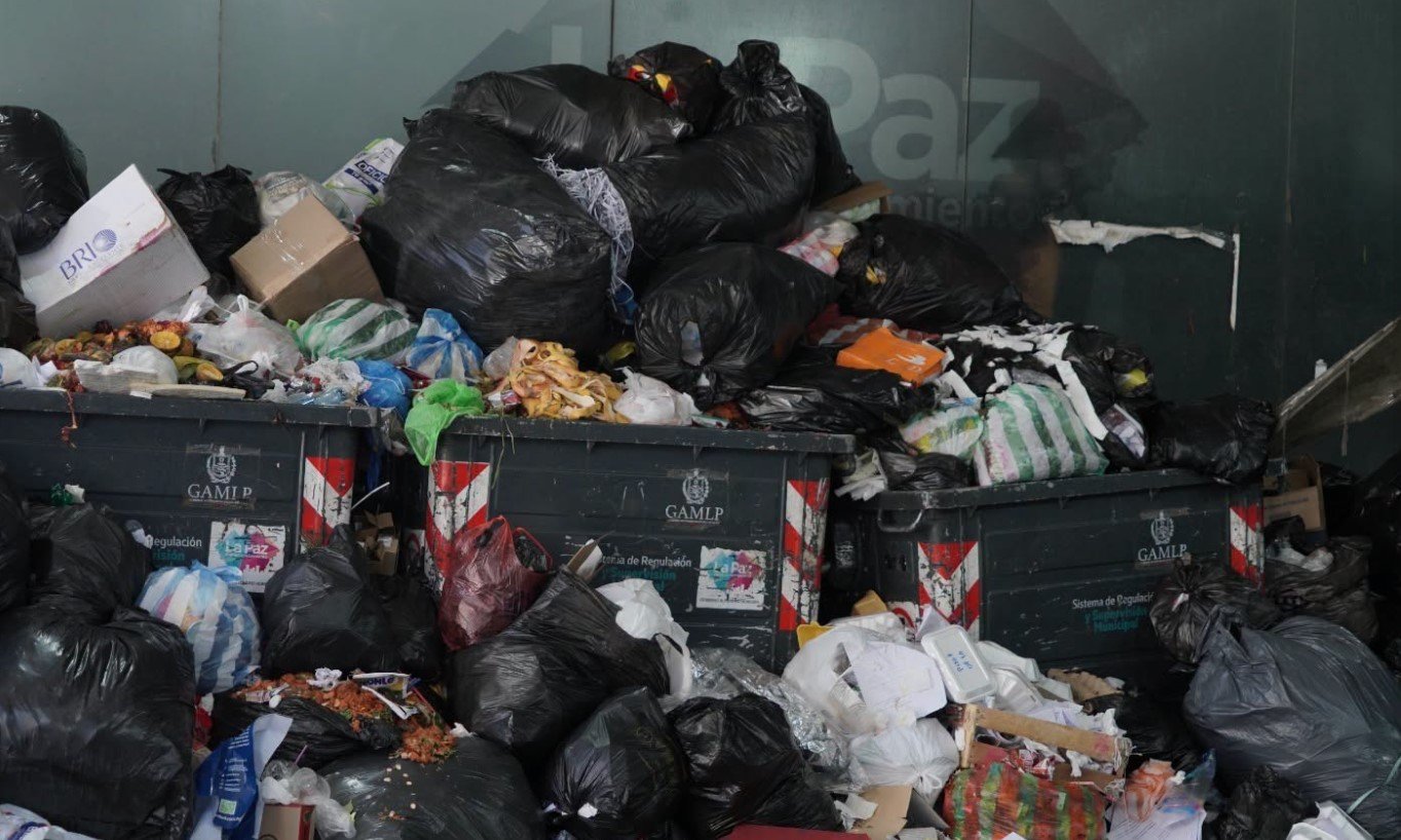 Crisis por la basura: Alcaldía sale a recoger residuos y La Paz Limpia condiciona retorno del servicio wmremove transformed 1 1 3